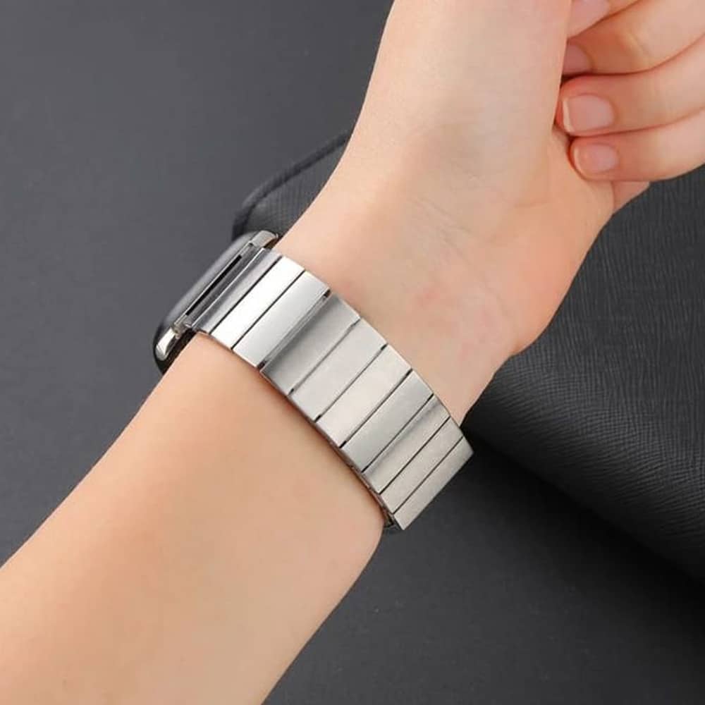Magnetic Snap Closure Stainless Steel Strap for 38/40/41mm Apple Watch - Image 3